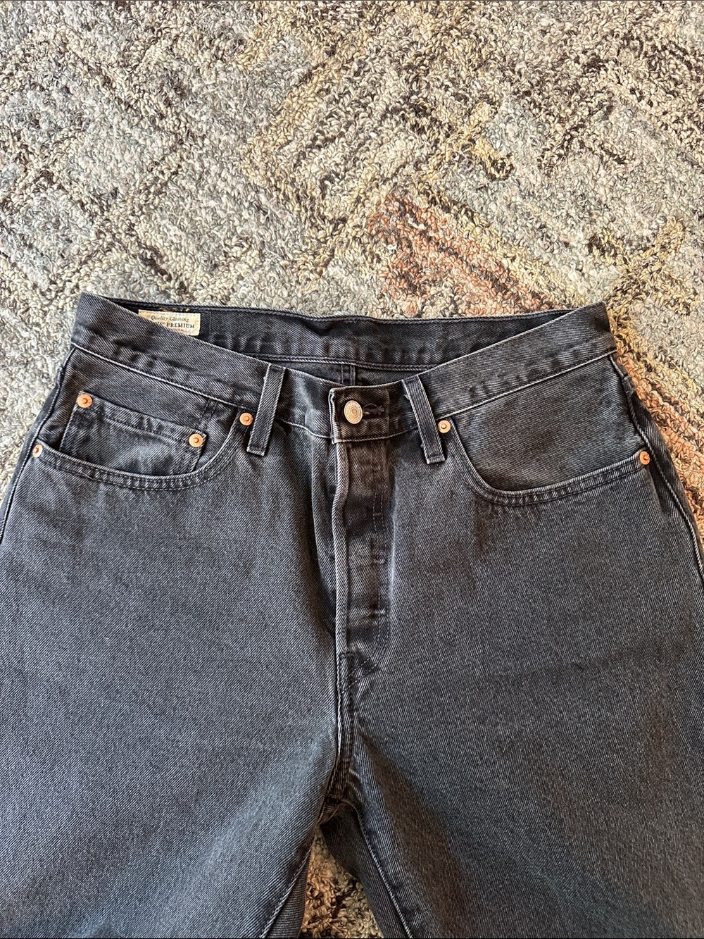 Levi’s 90’s 501 Ankle Jean 30x27 Smooth Operator (Black) Like New - Picture 4 of 9